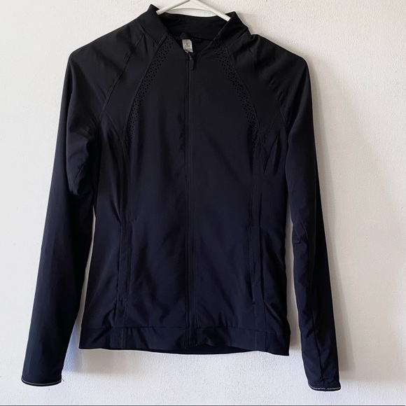 Lululemon Hit It Jacket 🍋 - Picture 4 of 9